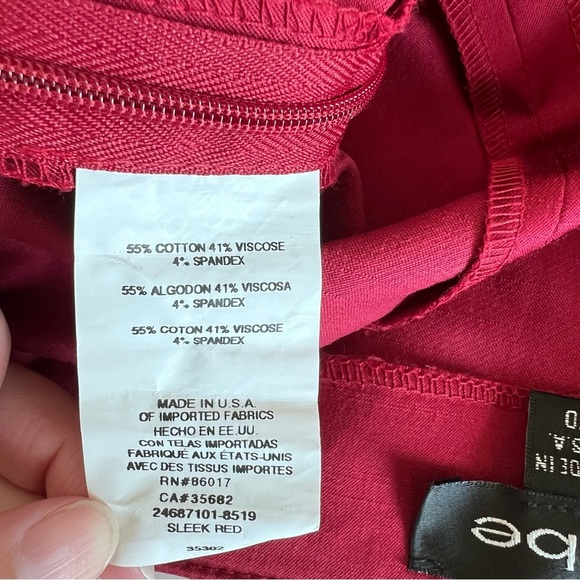 Bebe Y2K Women’s Sleek Red Satin Kick Hem Pleated Pencil Skirt - Picture 12 of 13